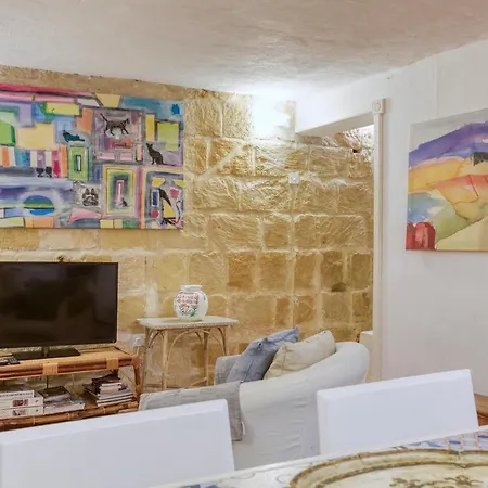 Quaint 2br House Of Character With Private Terrace By 360 Estates Ferienhaus Cospicua